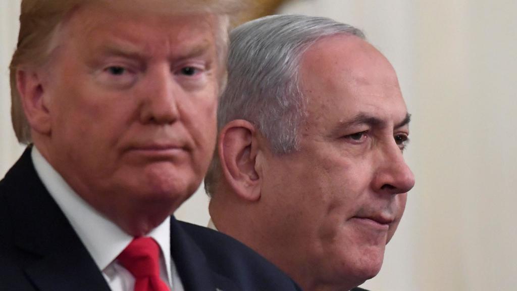 דונלד טראמפ ובנימין נתניהו בחשיפת תוכנית המאה 