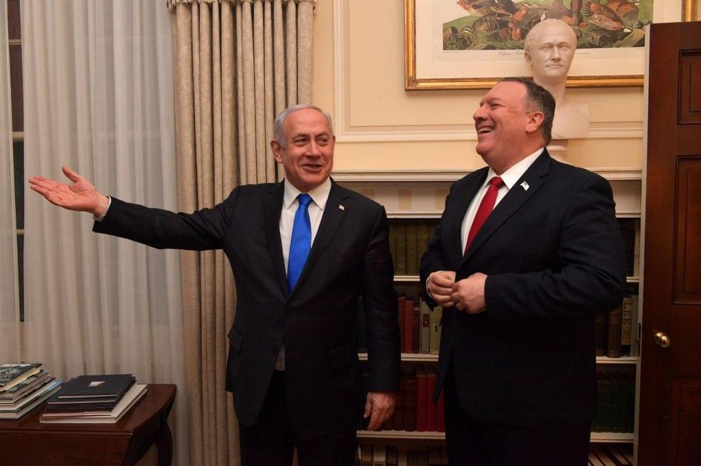 U.S. Secretary of State Mike Pompeo and Prime Minister Benjamin Netanyahu meeting in Washington (Photo: GPO/Archive) ראש הממשלה בנימין נתניהו נפגש אמש עם מזכיר המדינה האמריקני מייק פומפאו, בוושינגטון