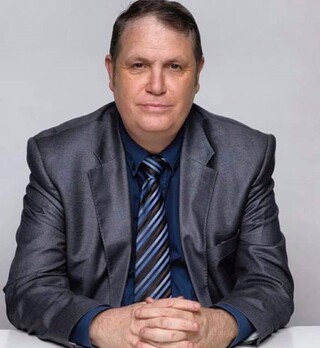  פרופ' יהודה אדלר. מדובר במחדלר יום כיפור
