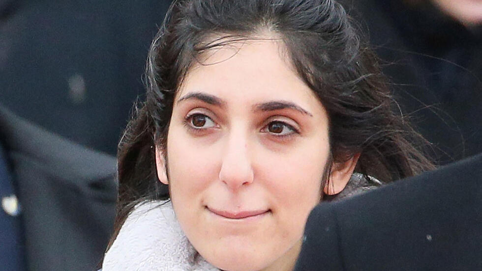Naama Isaschar at her release from Russian Prison (Photo: MCT) נעמה יששכר עולה על המטוס חזרה לישראל לאחר שחרורה מהכלא ברוסיה