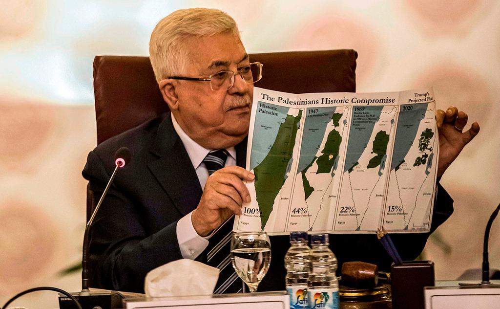Palestinian President Mahmoud Abbas criticizing the Trump plan at an Arab League summit in Cairo in February (Photo: AFP) אבו מאזן