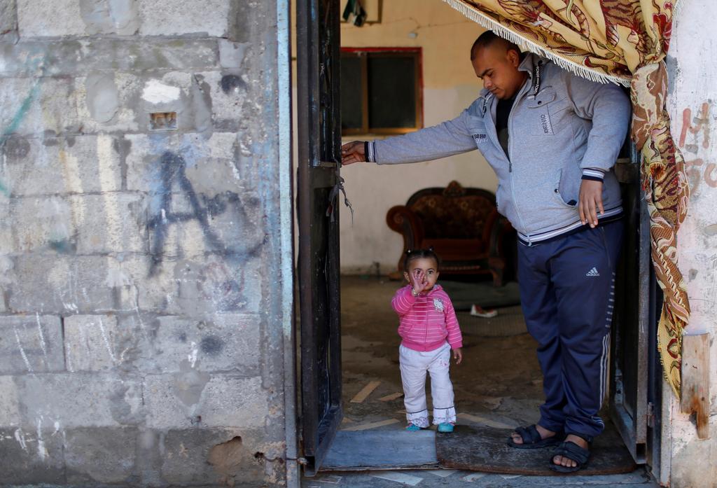 Eyad Al-Zahar at his home (Photo: Reuters) Eyad Al-Zahar at his home