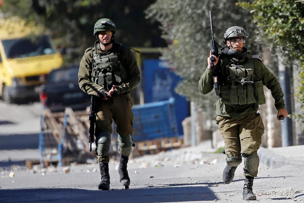 IDF troops (Photo: Reuters) עימותים בבית ג'אלה