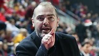 דדאס חוגג