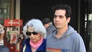 פפראצי אביב גפן