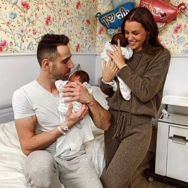 הראל, שלום ושני ילדיהם