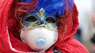 כיתוב:  נגיף קורונה  וירוס קרנבל המסכות  ונציה  איטליה