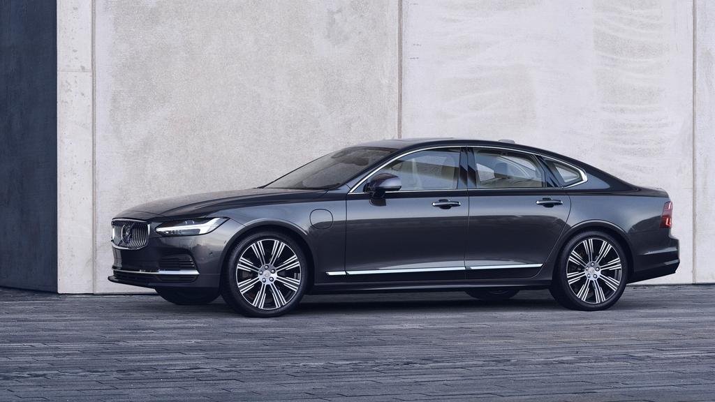 וולוו S90