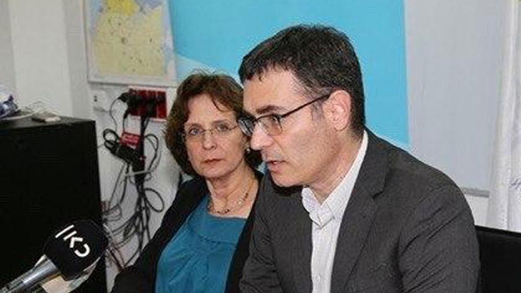 Dr. Vered Ezra (left) Health Ministry Director-General Moshe Bar-Siman-Tov (Photo: Yariv Katz) הערכת מצב במשרד הבריאות