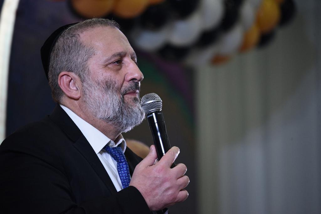 "אכיפה בררנית נגד הציבור החרדי". דרעי (צילום: יואב דודקביץ) "אכיפה בררנית נגד הציבור החרדי". דרעי