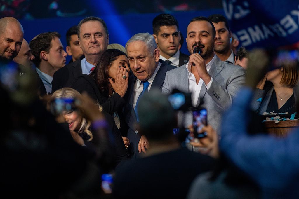 Prime Minister Benjamin Netanyahu (center) at Likud rally (Photo: Tal Shahar) מאור אדרי בנימין נתניהו