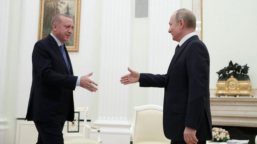 נשיא טורקיה רג'פ טאיפ ארדואן עם נשיא רוסיה ולדימיר פוטין ב קרמלין מוסקבה דיון על המצב ב סוריה
