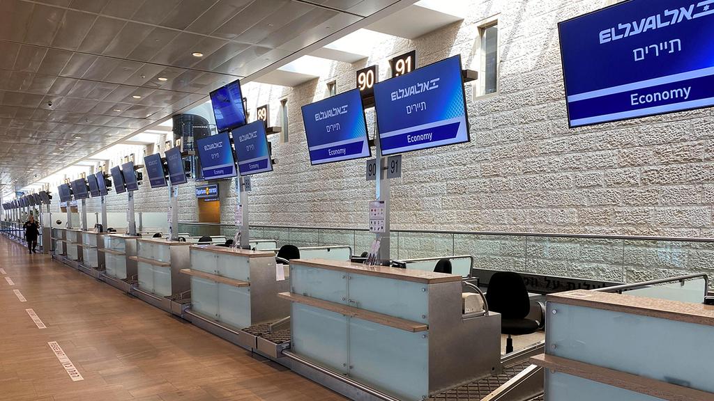 Ben Gurion Airport empty of people (Photo: Reuters) נתב"ג ריק