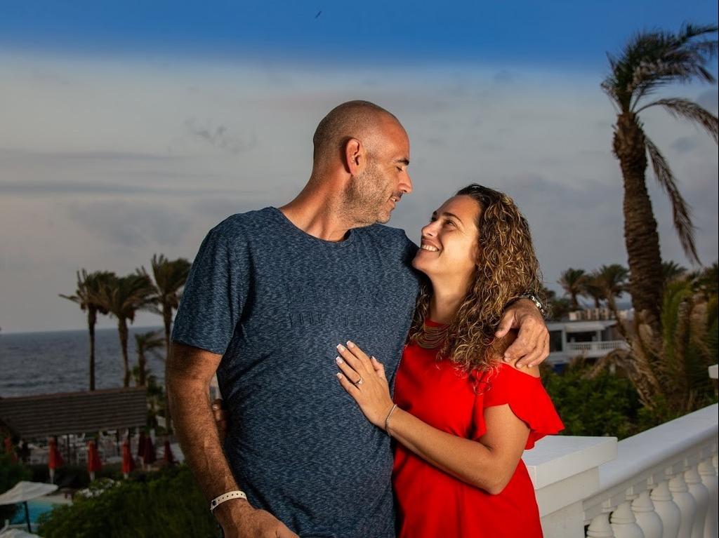 "יש לה המון תלתלים וזה משך אותי" (צילום: אוסף משפחתי) רפי וליבי