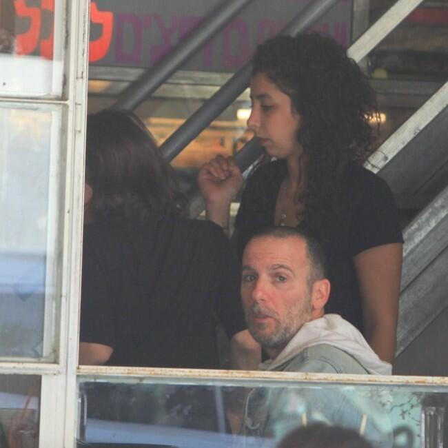 "צילמתם?!"