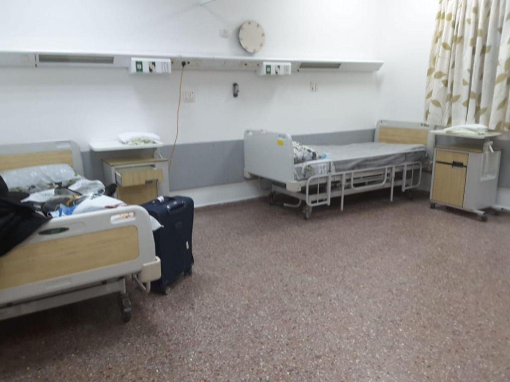The isolated ward at Shmuel Harofeh Hospital בית החולים שמואל הרופא אליו יועברו החב"דניקים החולים