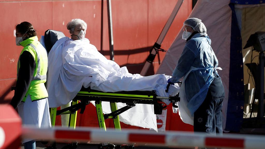 צרפת נגיף קורונה חולים ליד פריז