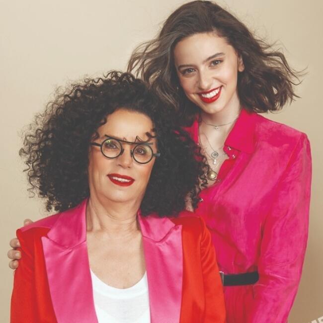 חברות הכי טובות! קורין ואמה ורדה (צילום: שי פרקנו) חברות הכי טובות! קורין ואמה ורדה