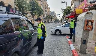 משטרה ומחסומים בכניסה לבני ברק