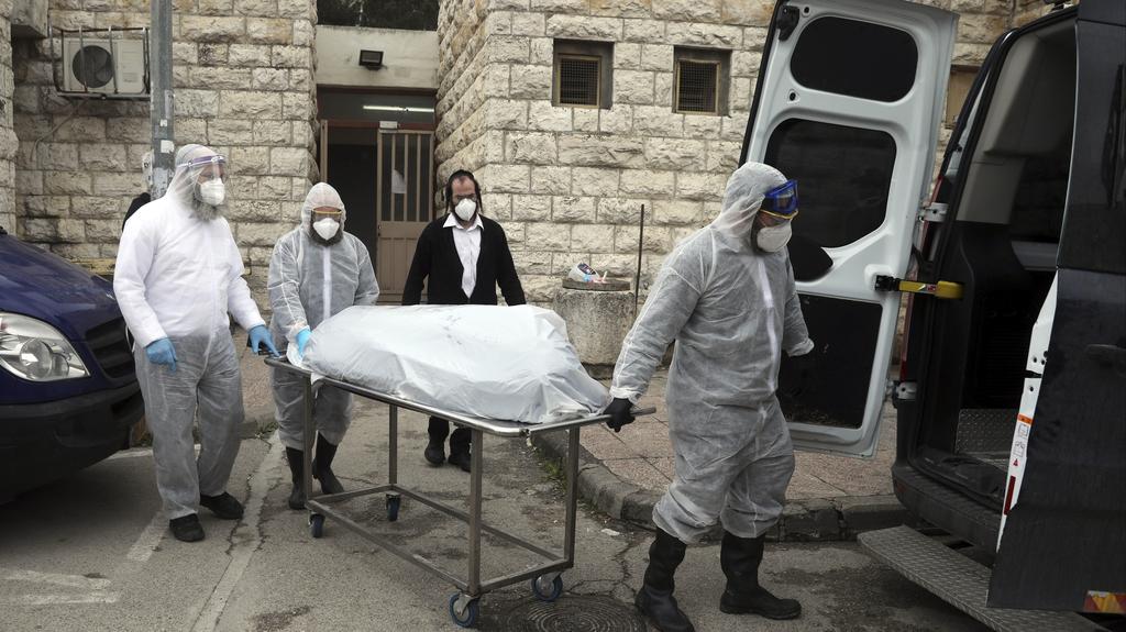 A Jewish funeral in the time of coronavirus (Photo: AP) A Jewish funeral in the time of coronavirus