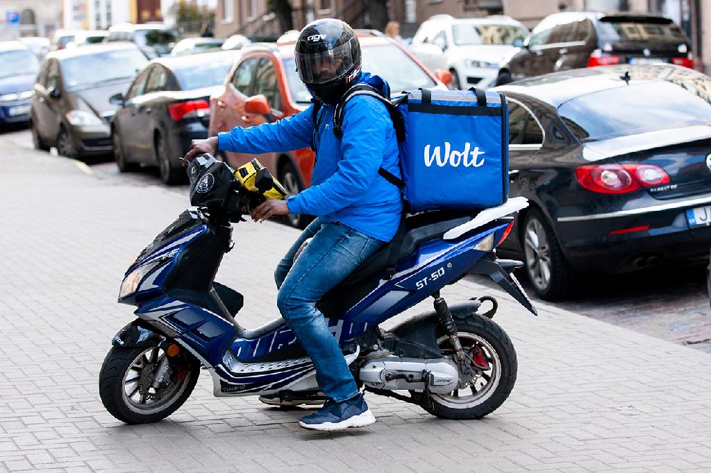 שליח wolt