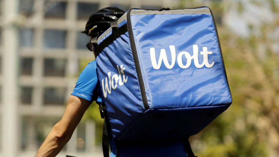 האם גם המודל העסקי של wolt בסכנה? שליח (צילום: עמית שעל) האם גם המודל העסקי של wolt בסכנה? שליח