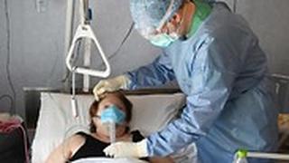 מסכות נגד קורונה צוותי רפואה בית חולים רומא איטליה