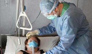 מסכות נגד קורונה צוותי רפואה בית חולים רומא איטליה