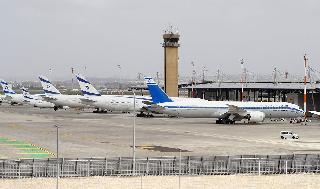 מטוסי אל על בנתב"ג