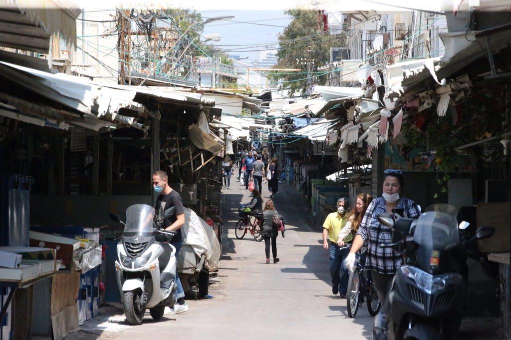 שוק הכרמל, תל אביב (צילום: מוטי קמחי) שוק הכרמל, תל אביב
