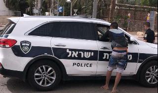 אכיפה של המשטרה בחופי אילת