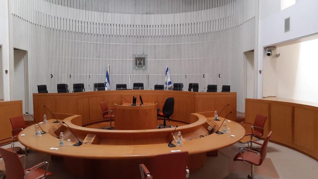 בית המשפט העליון (צילום: דוברות הרשות השופטת) המחיצות בין 11 שופטי העליון