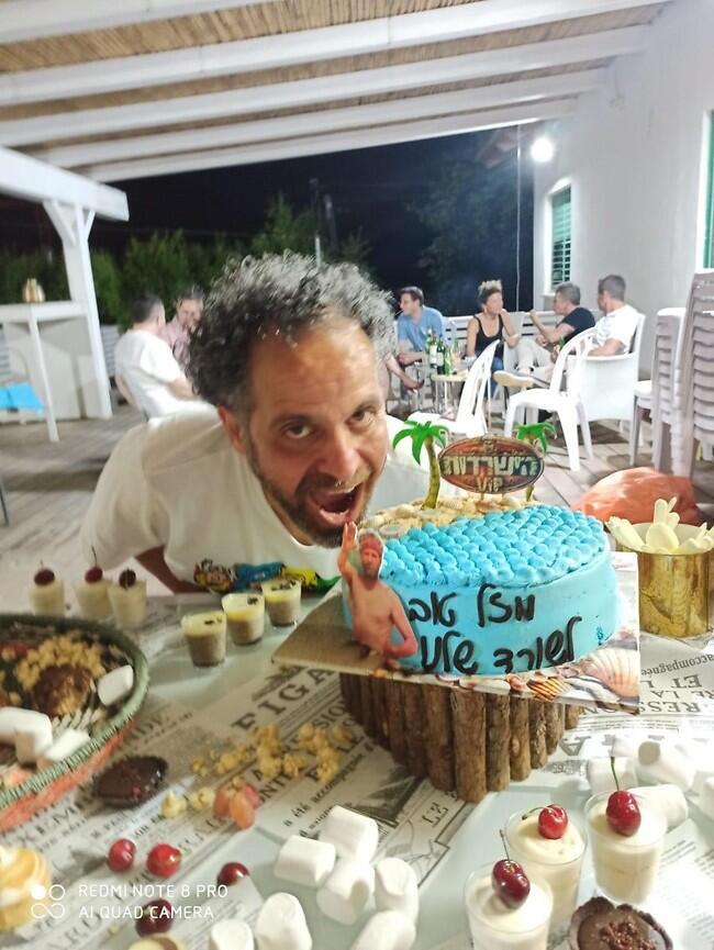 מגיע לו לאכול אחרי כל מה שהוא עבר (צילום: חגית ברוכים) מגיע לו לאכול אחרי כל מה שהוא עבר