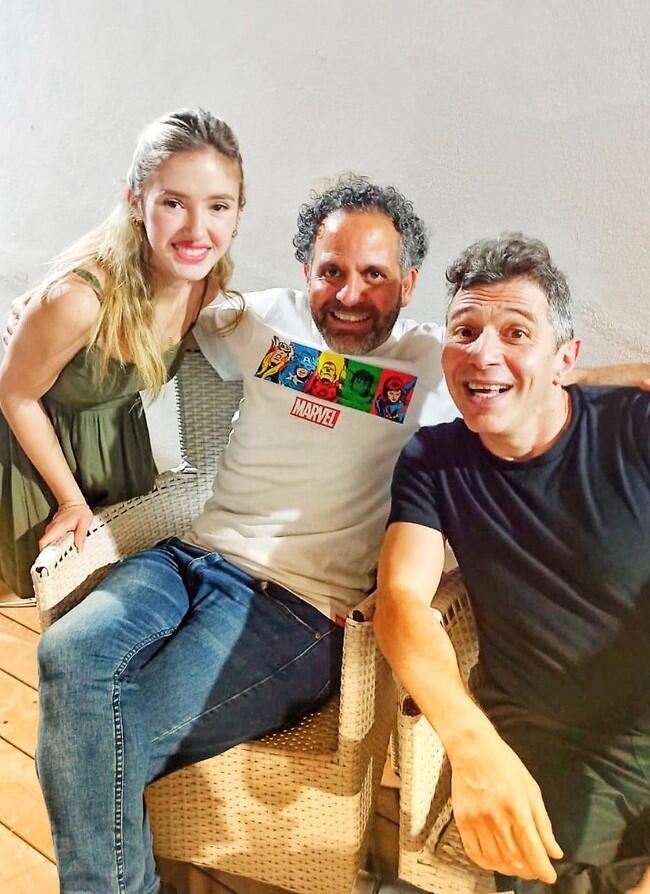 הישרדות פוגשת את ארץ נהדרת. ביטי, סמו וברוכים (צילום: חגית ברוכים) הישרדות פוגשת את ארץ נהדרת. ביטי, סמו וברוכים