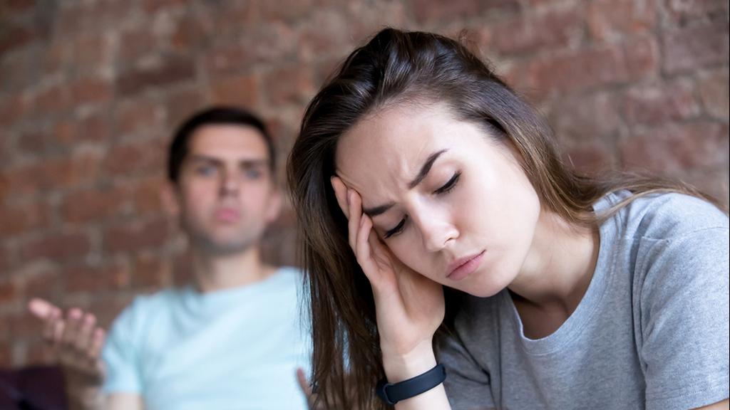 להפסיק להדחיק ולהתחיל לדבר באמת (צילום: shutterstock) זוג מסוכסך