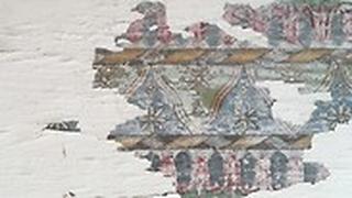 משקוף אומנותי בצריף הנשיא שהיה מכוסה 50 שנה התגלה במקרה