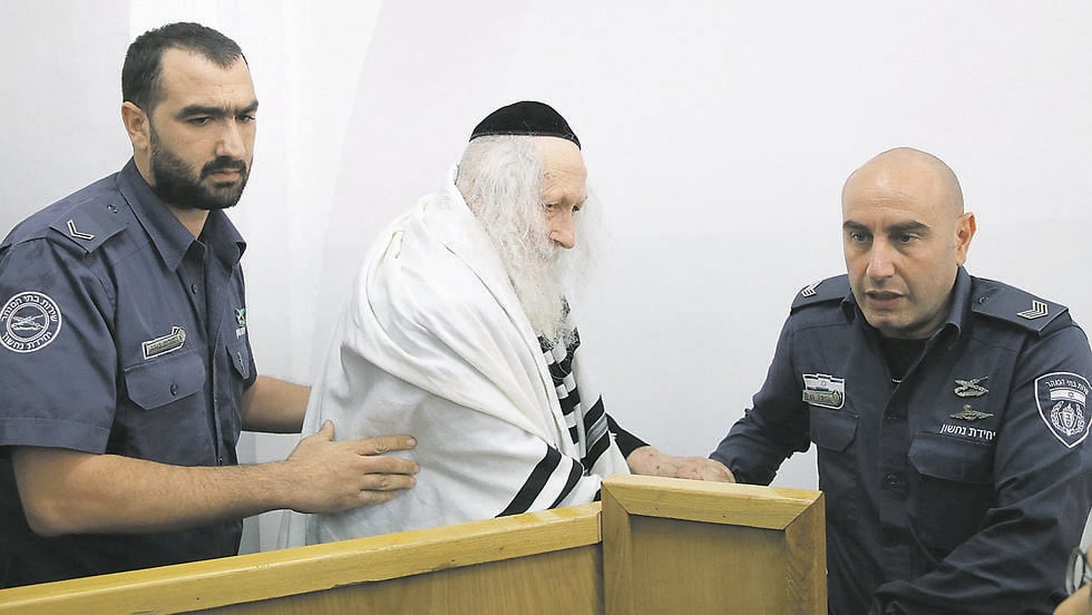 תמך בו. אליעזר ברלנד בהארכת המעצר (צילום: אלכס קולומויסקי) אליעזר ברלנד בהארכת המעצר