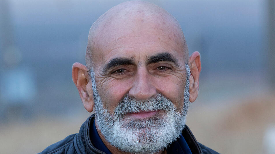 "חשבתי שלא צריך להיכנע לאופוזיציה". אלחייני (צילום: עמית שאבי) דוד אלחייני