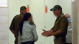 קצינים בבית החולים
