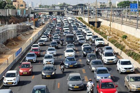 ישראל במלחמה - מסירות רכב בעצירה כמעט מוחלטת