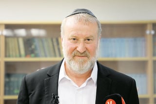 אביחי מנדלבליט