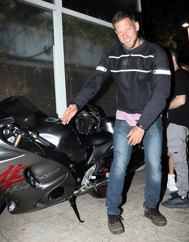 לאן אתה הולך? (צילום: אמיר מאירי) לאן אתה הולך?