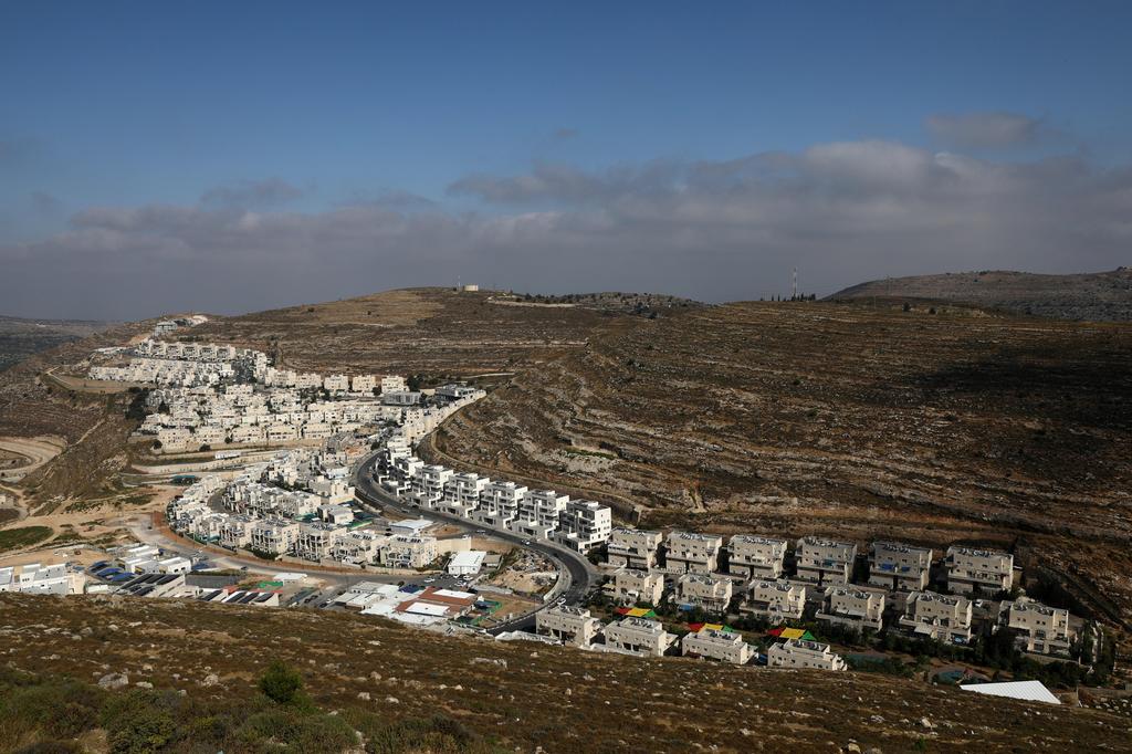 A view of Israeli settlement construction around Givat Ze'ev and Ramat Givat Ze'ev, north of Jerusalem (Photo: Reuters) A view shows Israeli settlement buildings around Givat Ze'ev and Ramat Givat Ze'ev