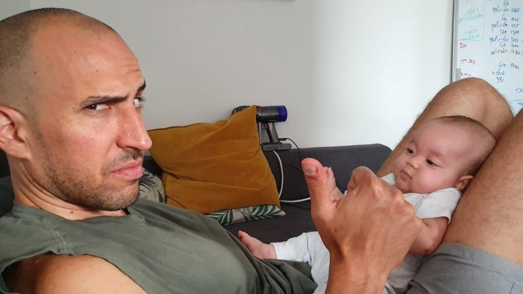"זר לא יבין זאת" (צילום: אלבום פרטי) משפחת פוסטן-קורן