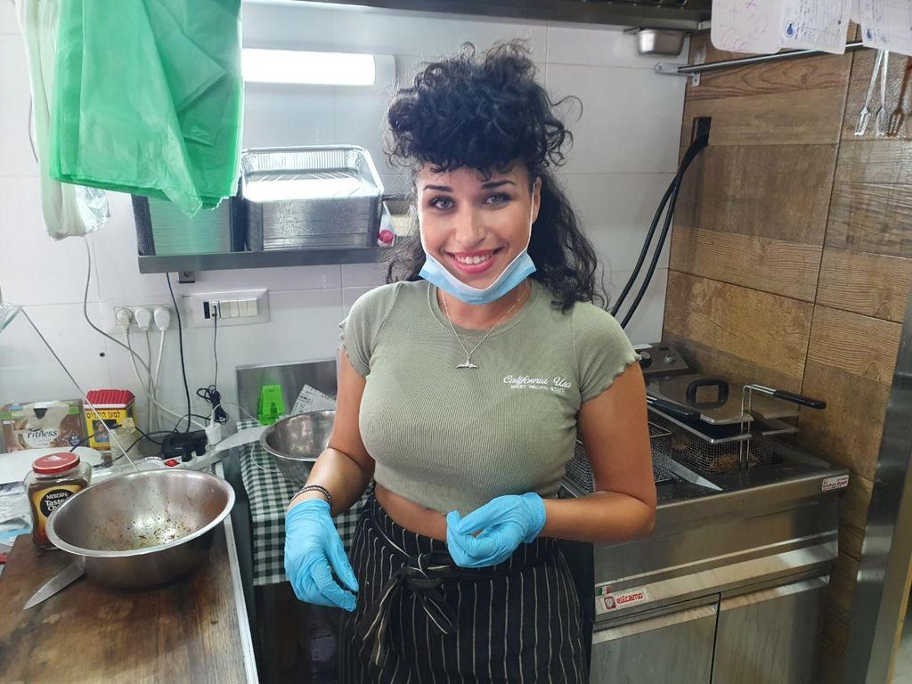 אסולין. נקווה שיהיה טוב, מנסה לא להיכנס לזה יותר מדי" (צילום: אסף קמר) שאנל אסולין