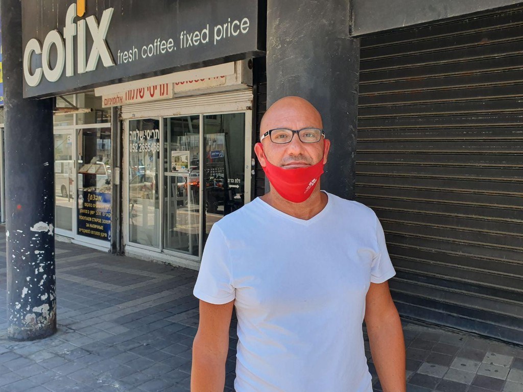 דרמון. "פעם החנויות ברחוב בלפור היו אש, עכשיו הכל להשכרה" (צילום: אסף קמר) גיל דרמון