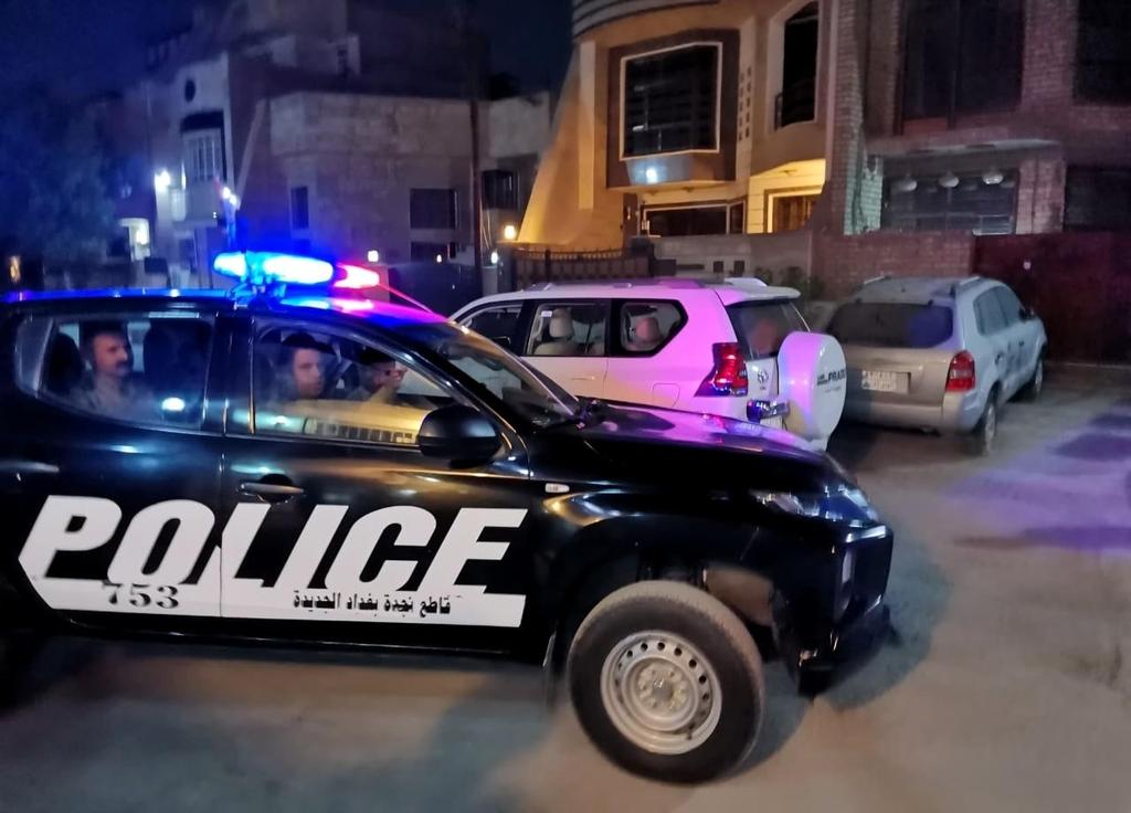 זירת הרצח בבגדד, אמש (צילום: AP) זירת הרצח של הישאם אל-האשמי בבגדד