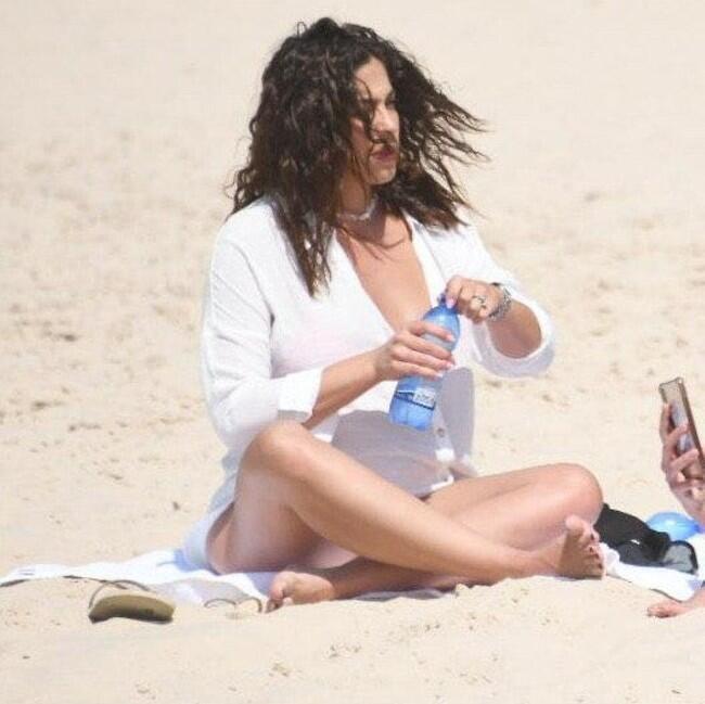 לא נותנת למשבר להשפיע עליה. גרינברג