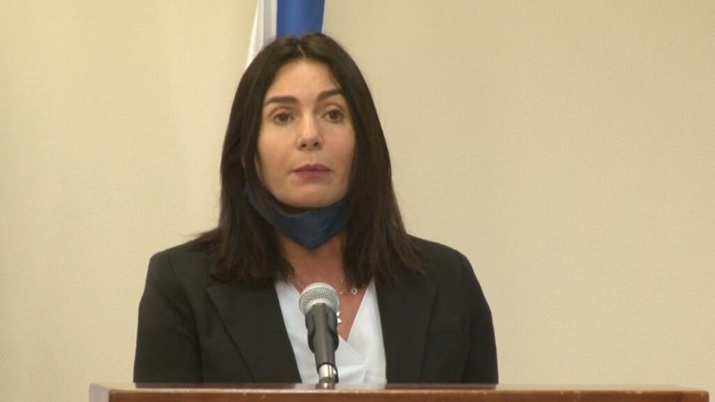 "למה ספר לא יכול לקבל לקוח אחד כל פעם?". השרה רגב (צילום: אלכס גמבורג ) מירי רגב