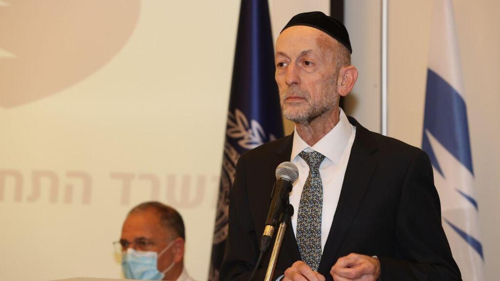 אורי מקלב 